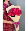 11 малиновых роз Кения