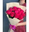 11 малиновых роз Кения 1